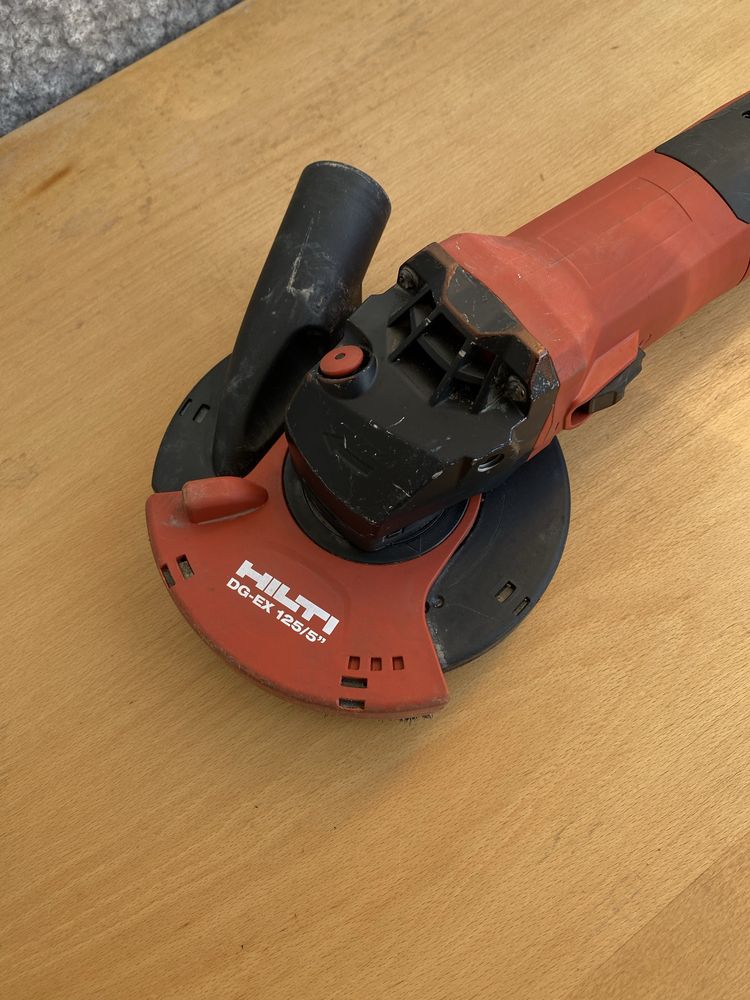 HILTI шлайф машина за шлайфане шлифоване на бетон камък мрамор и др.