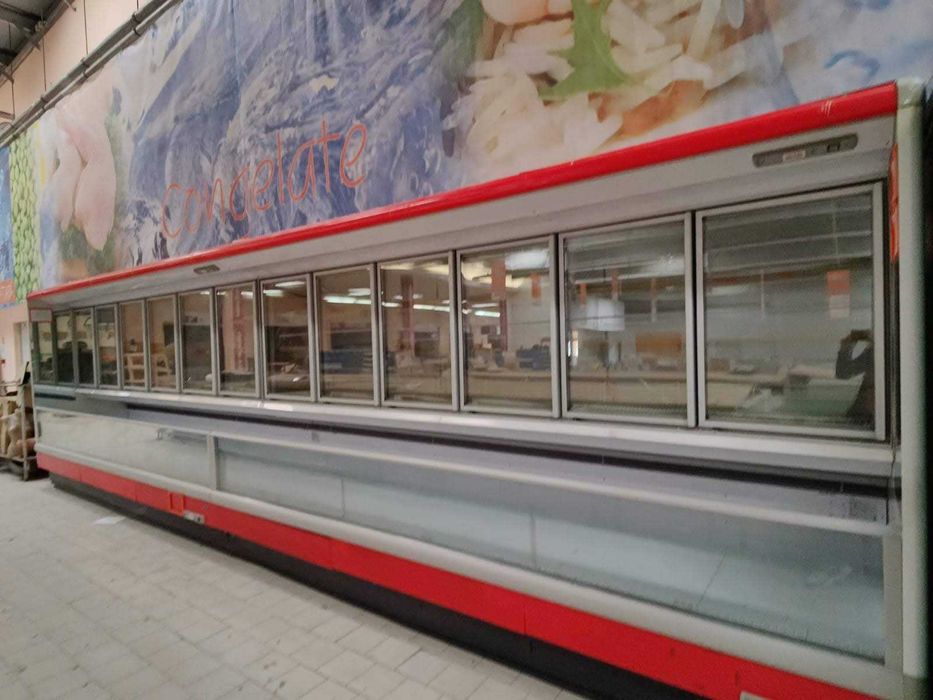 Vitrine frigorifice din inox, congelatoare si agregate carmangerie