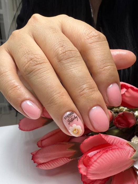 Бесплатно маникюр