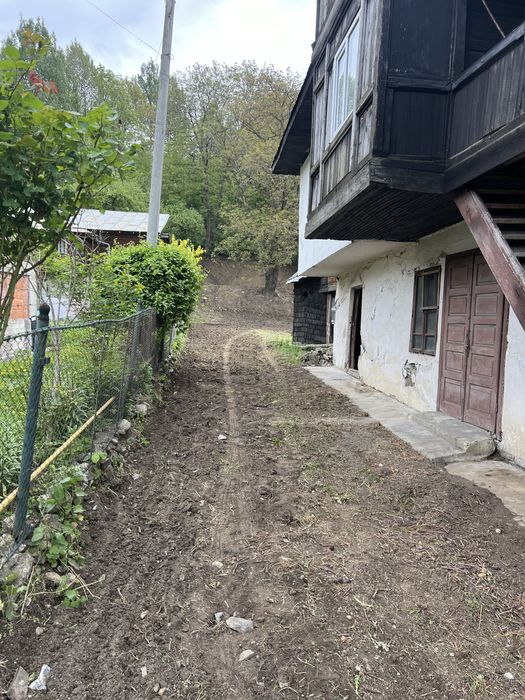 Casa de vacanta cu teren Comarnic