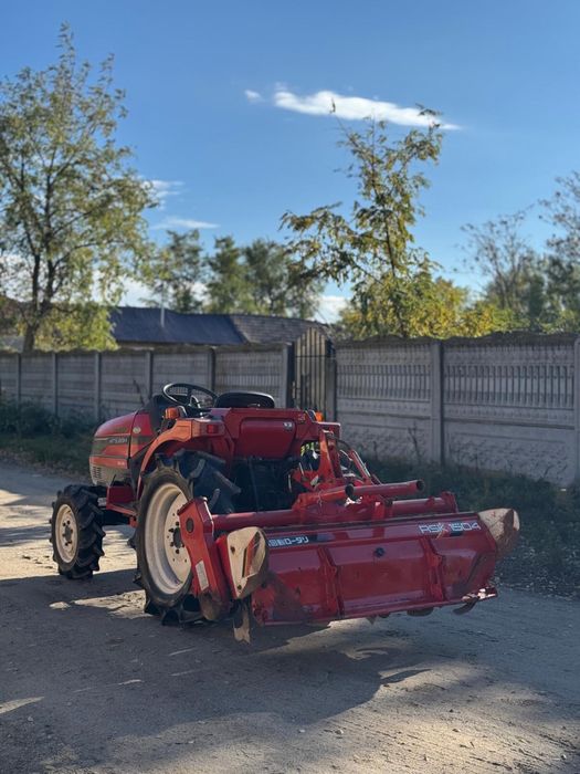 Mitsubishi MT240| tractor japonez 4x4| totul original| freza inclusa