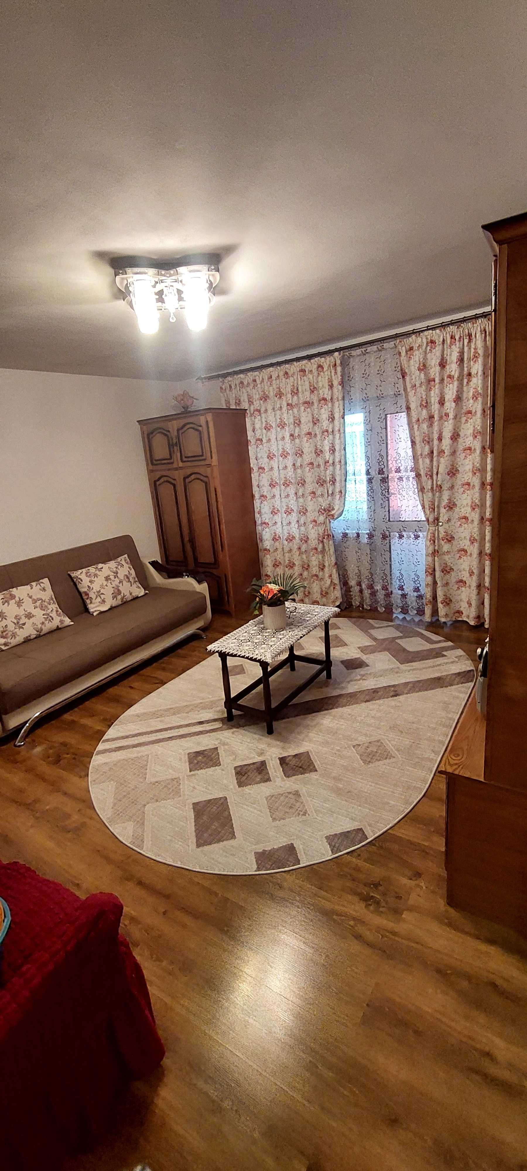 Apartament 2 camere semidecomandat