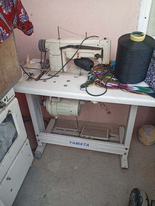 Tikuv moshina sotiladi