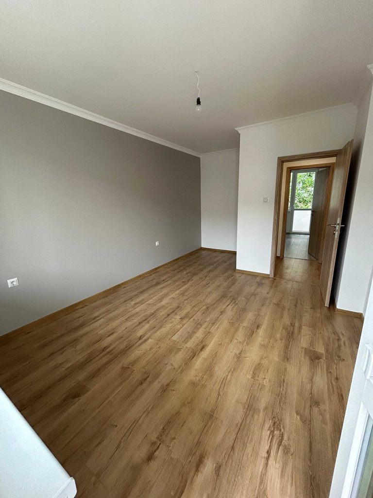 Продава се Тристаен апартамент в Велико Търново, Център - 96 кв.м за 1365 €/кв.м - Снимка #8