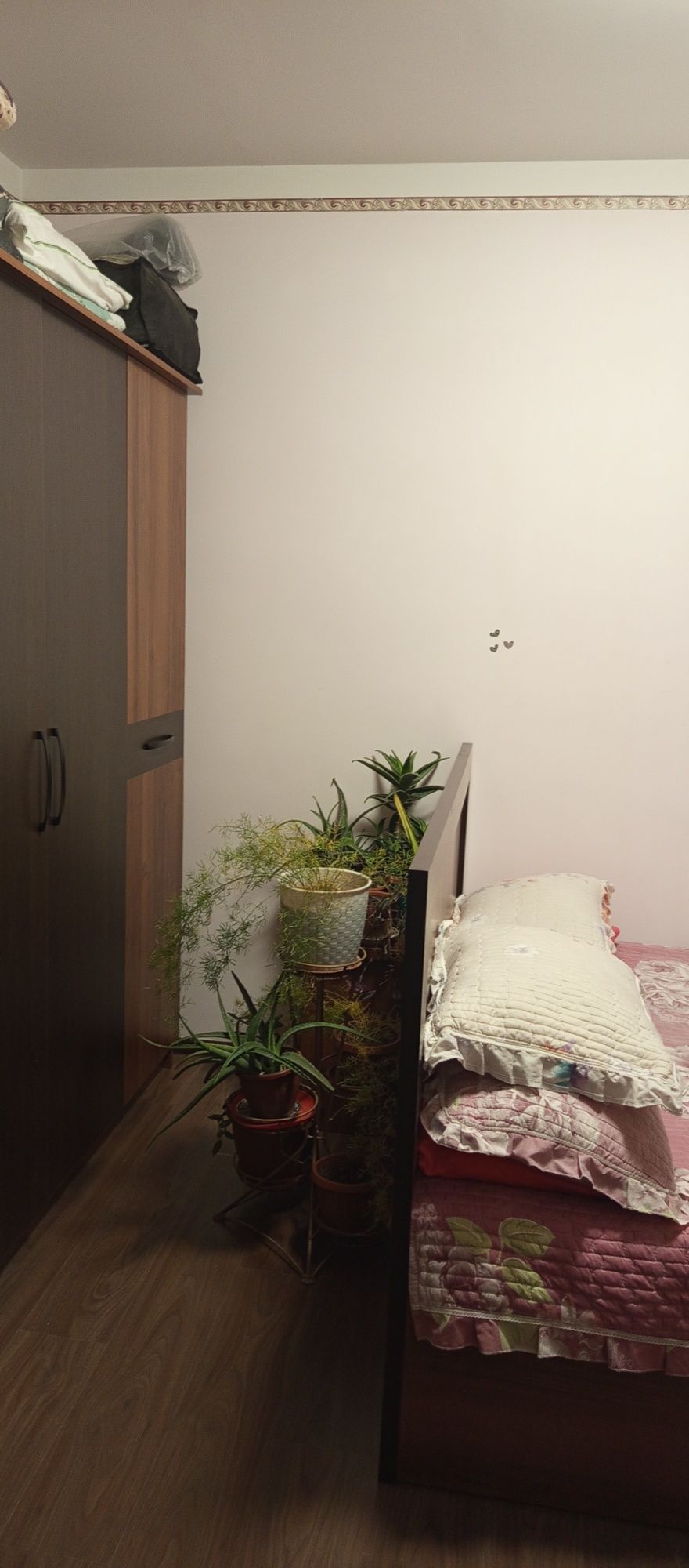 2 сотикли коттедж сотилади,фаргона -аэропортда,кредити бор