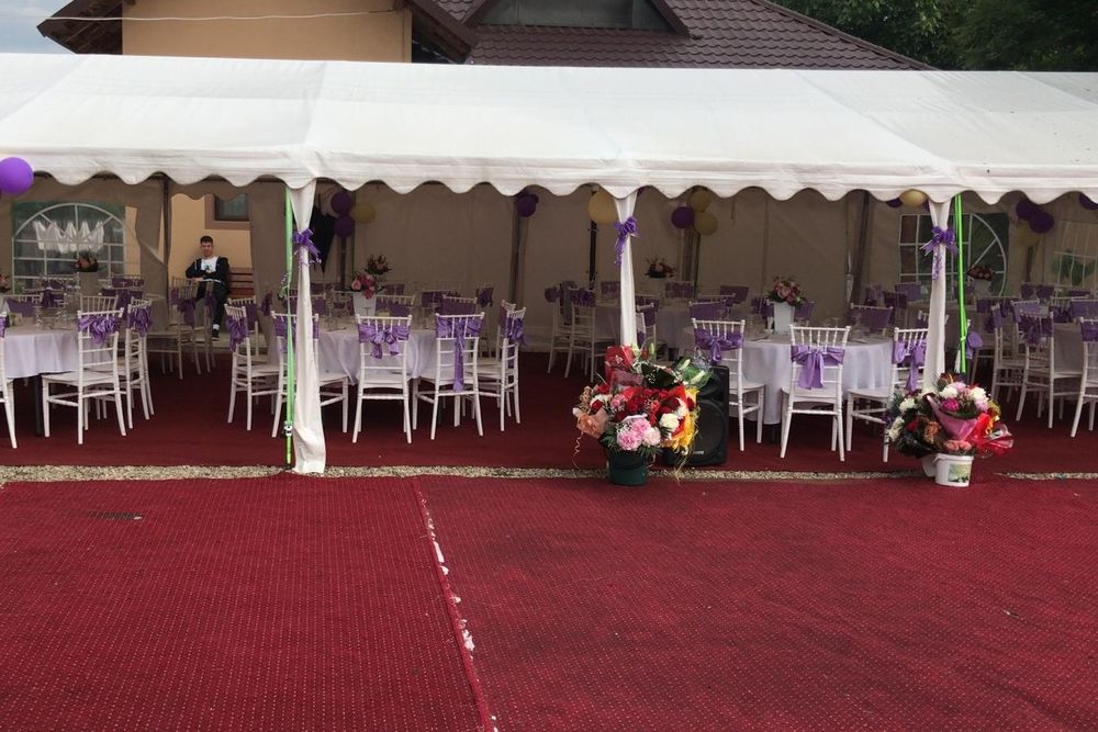 Inchiriez corturi pt evenimente