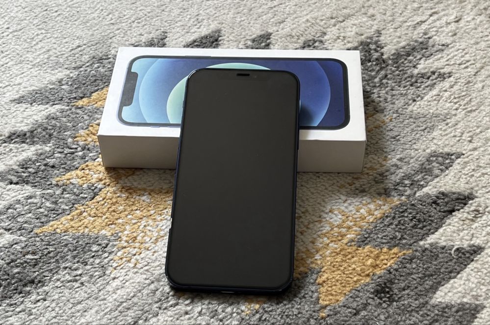 Iphone 12; Blue; 64 GB