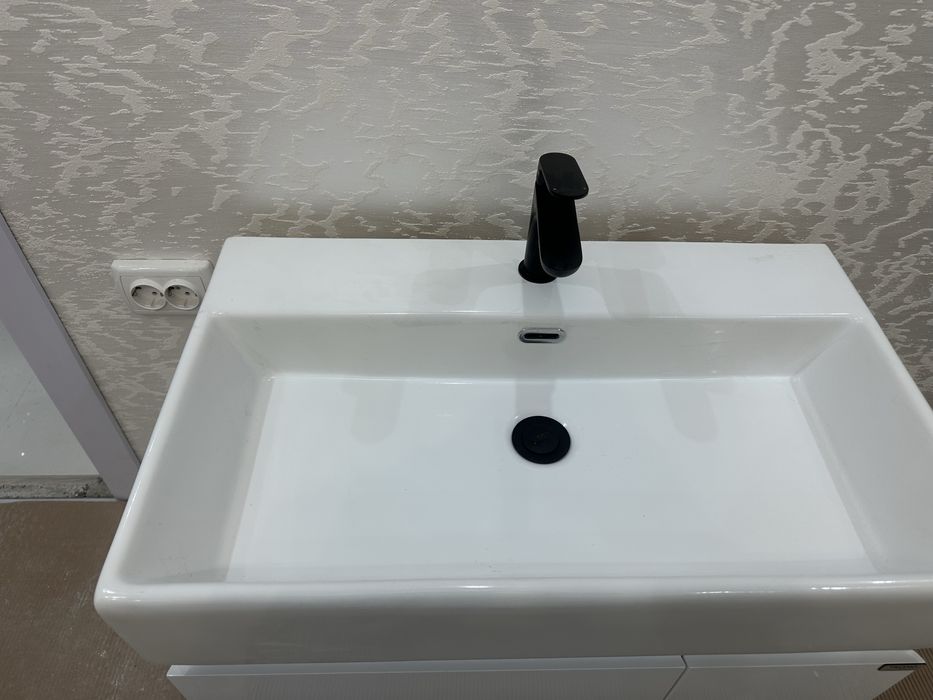 Шкаф имифка за баня