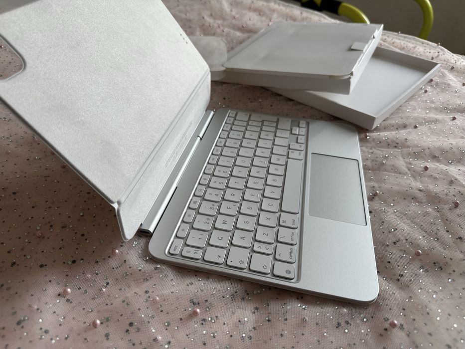 Magic Keyboard Ipad 11 inch