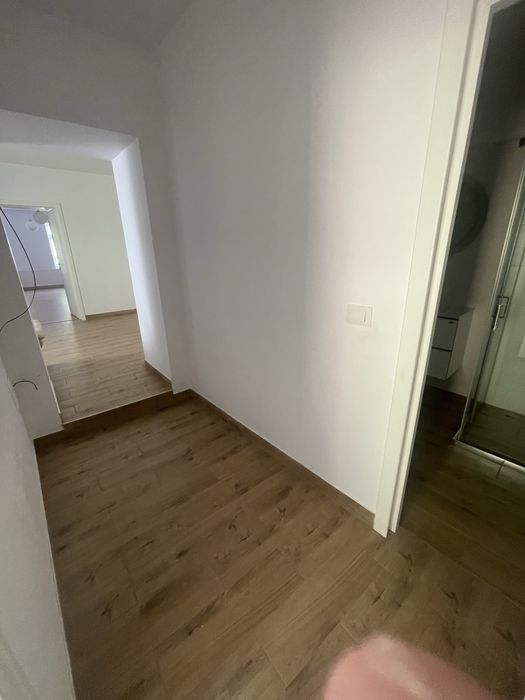 Inchiriez apartament, spatiu comercial ultracentral