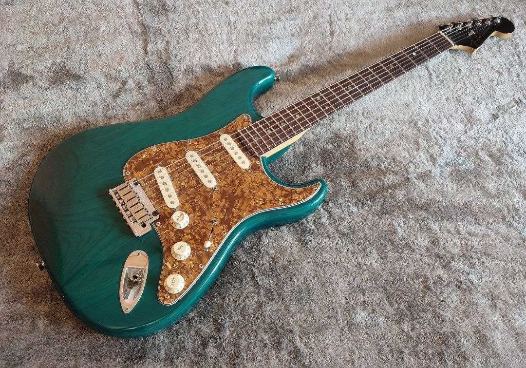 Электро гитара Fender American Deluxe Stratocaster