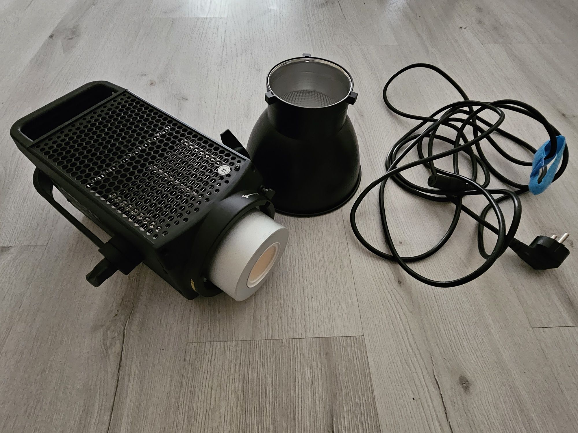 Студийно осветление NanLite FS-300B Bi-Color AC LED Monolight