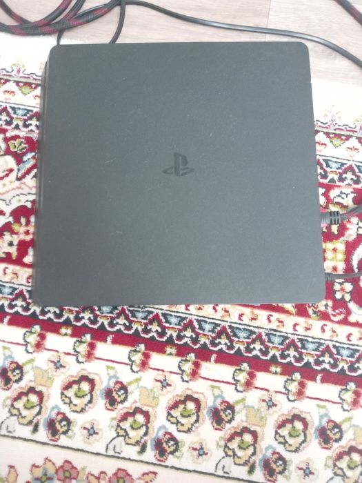 Пс 4 с играми фифа 25 и анчартед