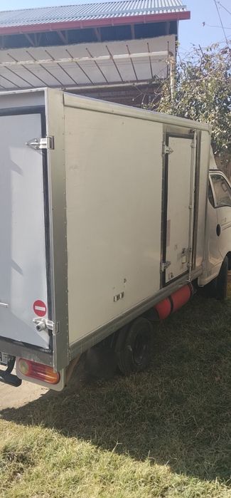 Рефрежатор бутика с холодильником