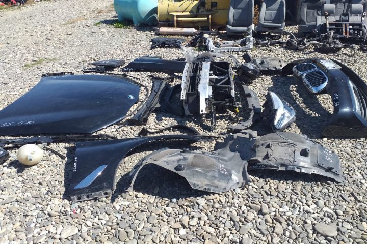 Dezmembrez BMW Seria 5 G30 [2016 - 2020] Sedan 520d Steptronic (190 hp)