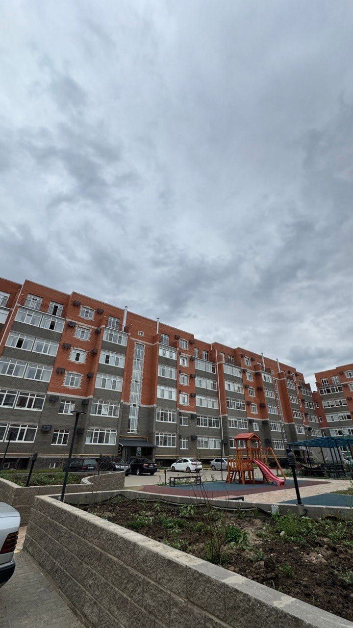 Продам 3-х комн. квартиру в р.Алтын Орда 351Б