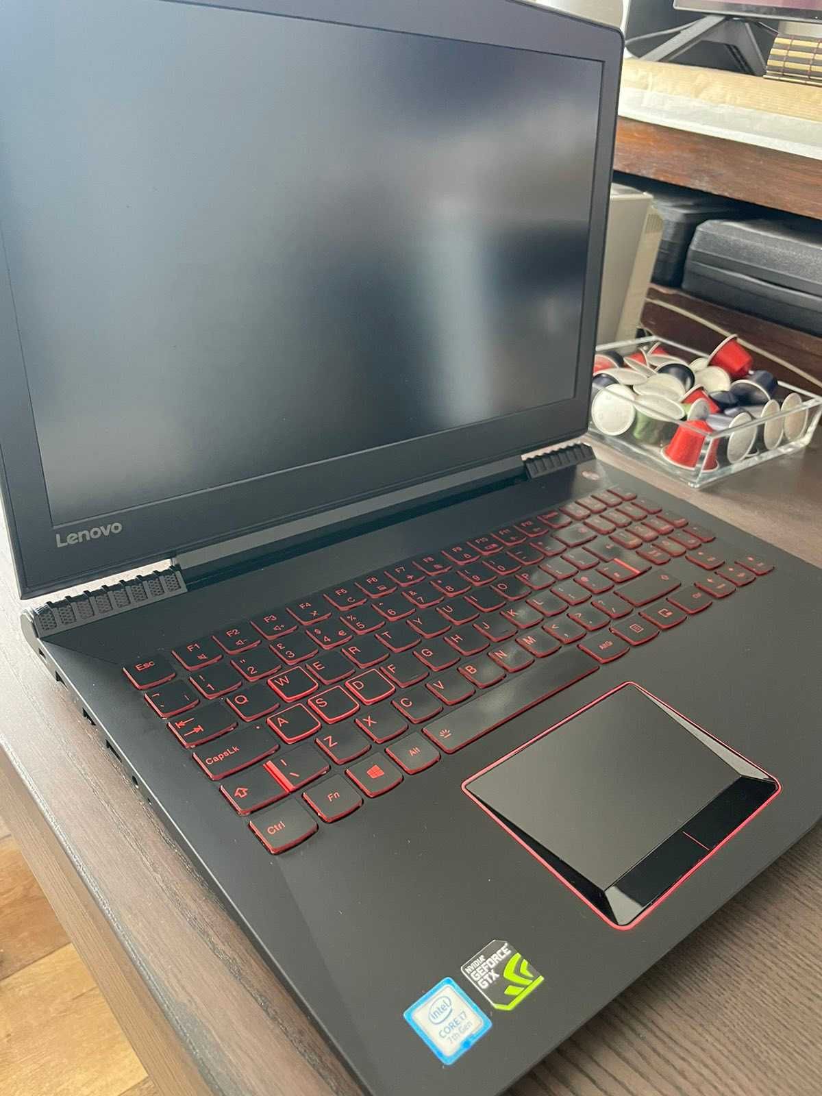 Лаптоп Lenovo Legion Y520-15IKBN