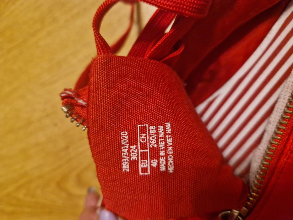 pantofi stranduvarius