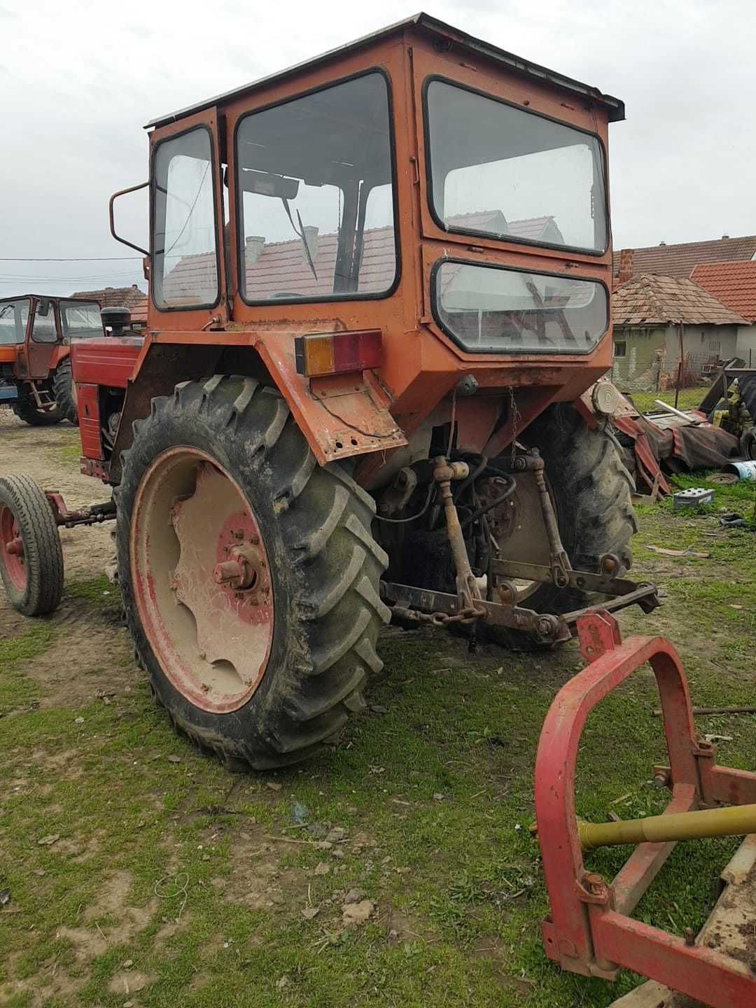 Tractor U650 de vanzare