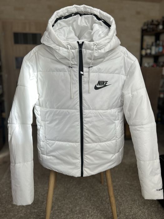 Nike Яке Sportswear Therma-FIT Repel Classic Series