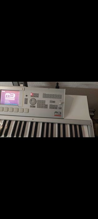 Korg M3 256MG в добро техническо състояние