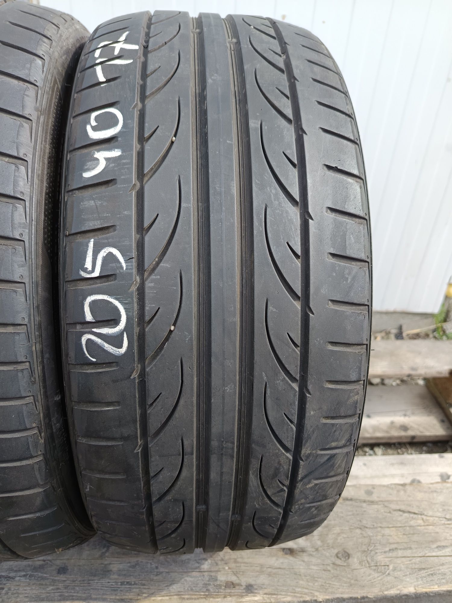 Летни гуми 205 40 R 17 Hankook Дот0121