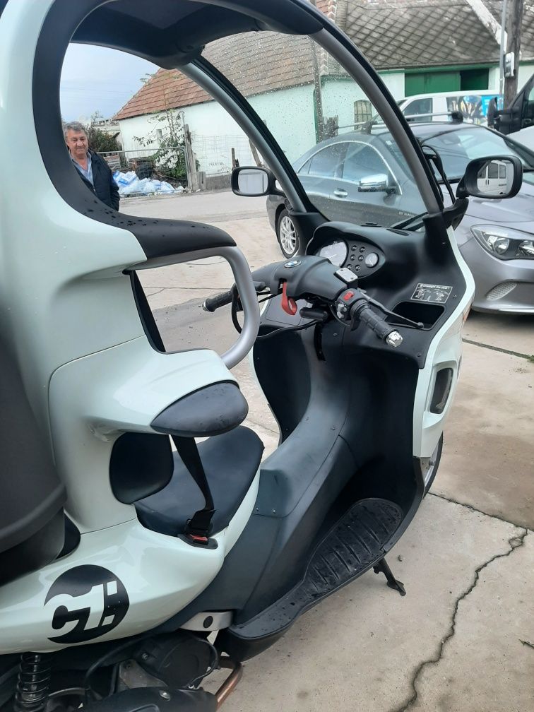 Vând bmw c1 125 cm