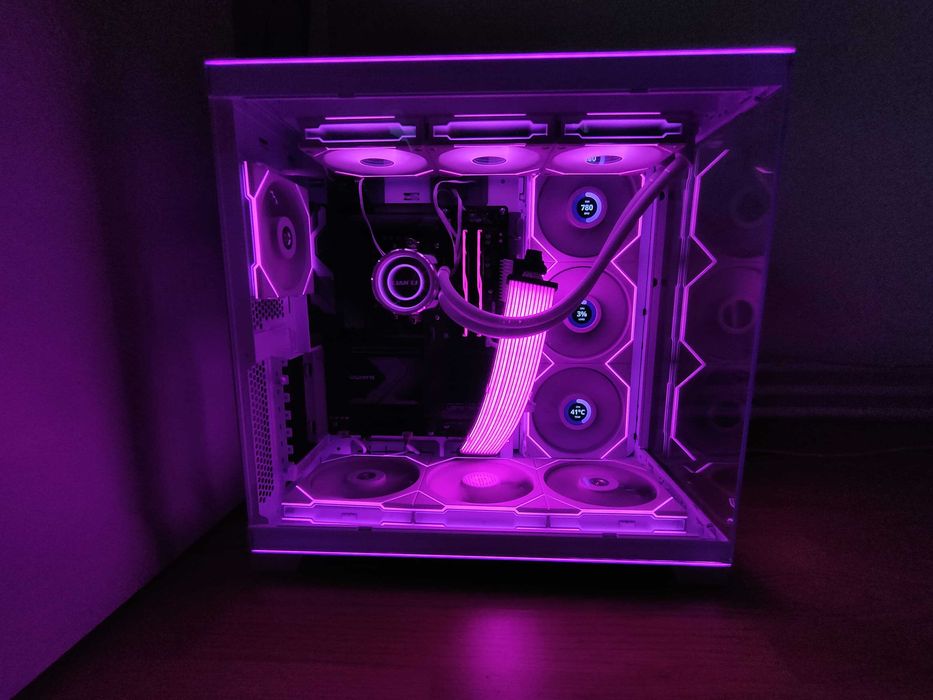 PC high end productivitate + gaming R9 7950x3d fără GPU - preț special