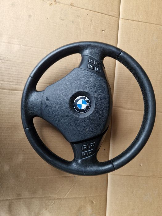 Volan cu airbag si comenzi bmw e90 e91 e87