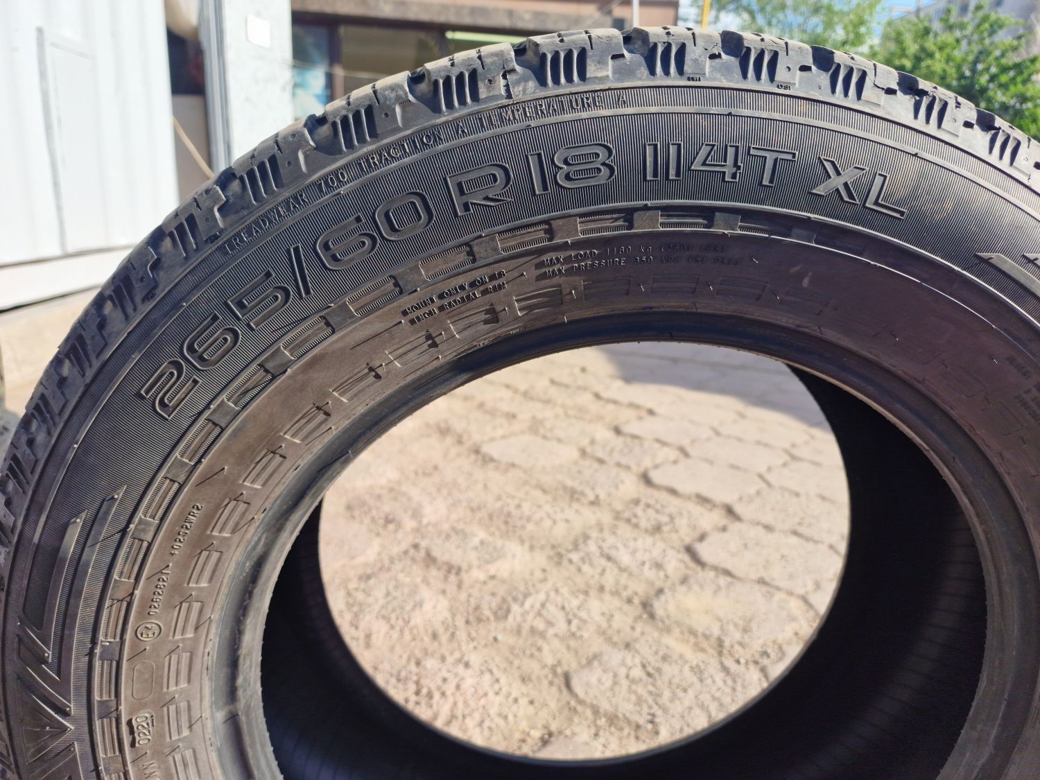 Продам резину Nokian Rotiiva A/T