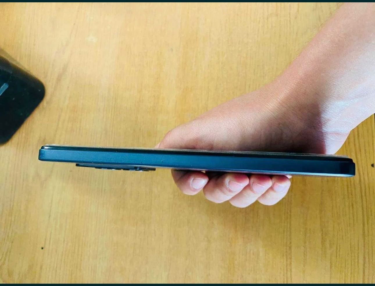Vivo
Model: Y 22
RAM: 4GB+4GB
Память: 64 GB
Цвет: Синий