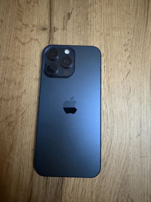 15 pro max в идеальном состоянии