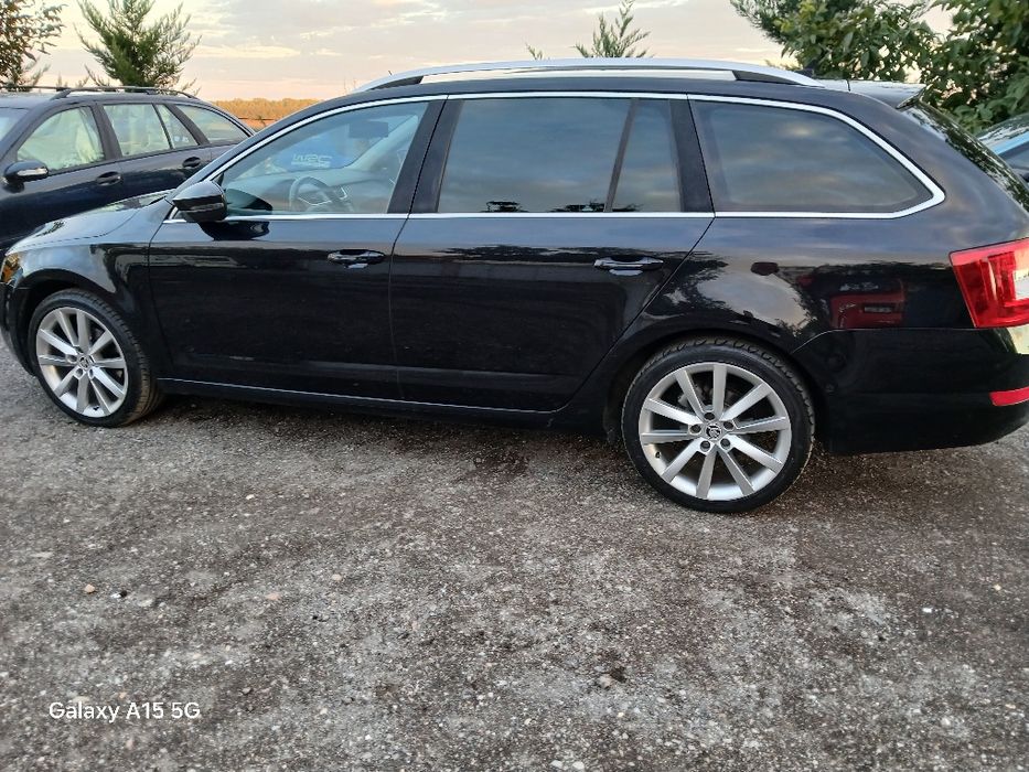 Vând Skoda Octavia 1.4 TSI