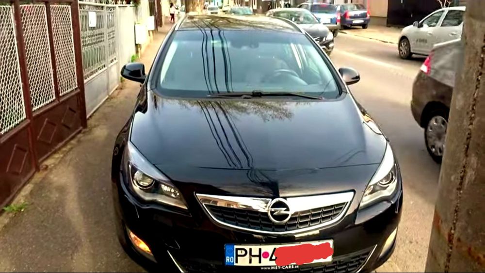Opel Astra J breack, an 2011, 1.4 CC turbo (SCHIMB)