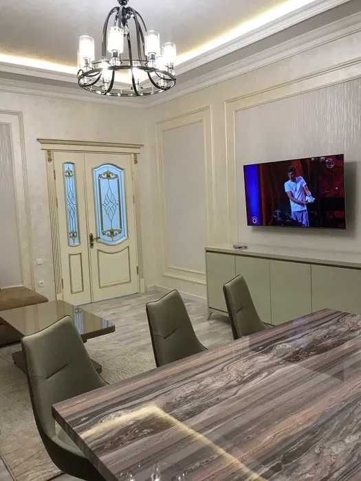 ЖК Huvaydo Residnece! Сдается 4-ком квартира в элит комплексе! Беруний