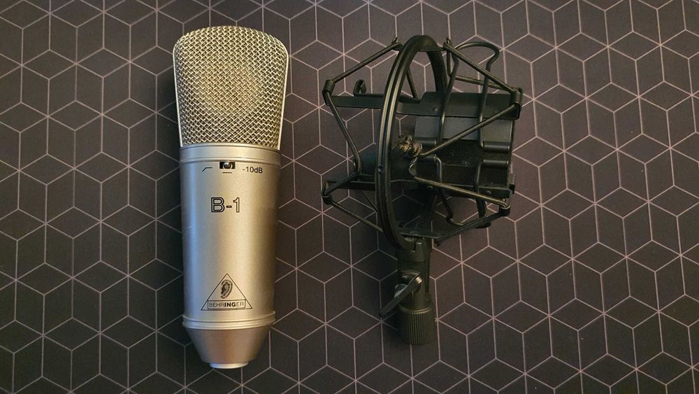 Behringer B-1 Microfon cu condensator pentru studio