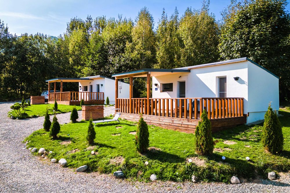 cazare zona bran in bungalow-uri individuale complet utilate