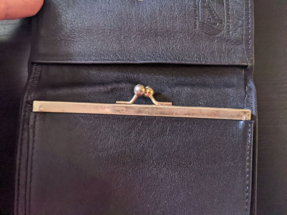 Дамски портфейл Giudi, произведен в Италия