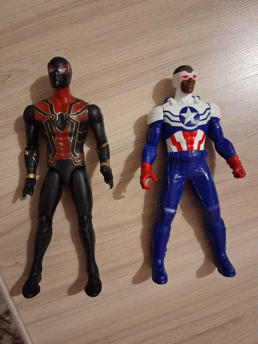 Играчки -Герои на Марвел