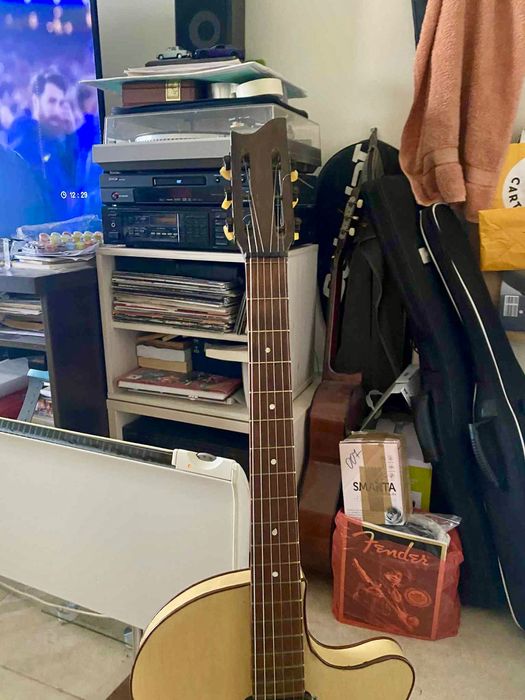 Стара италианска китара