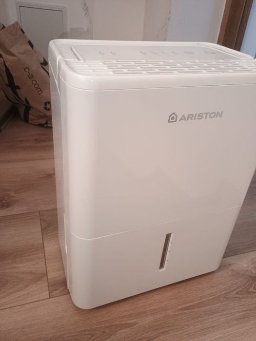Dezumidificator Ariston Deos 12