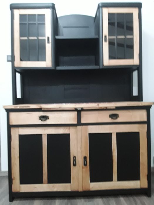 Dulap foarte vechi  de colectie reconditionat stare perfecta