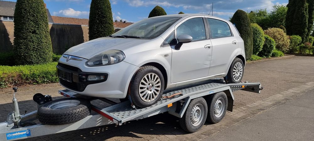 Platforma auto 10.2021,unic proprietar,in stare foarte bună