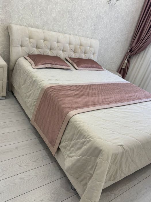 Кровать двухспальная