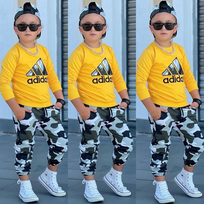 Pret redus bluza si pantalon