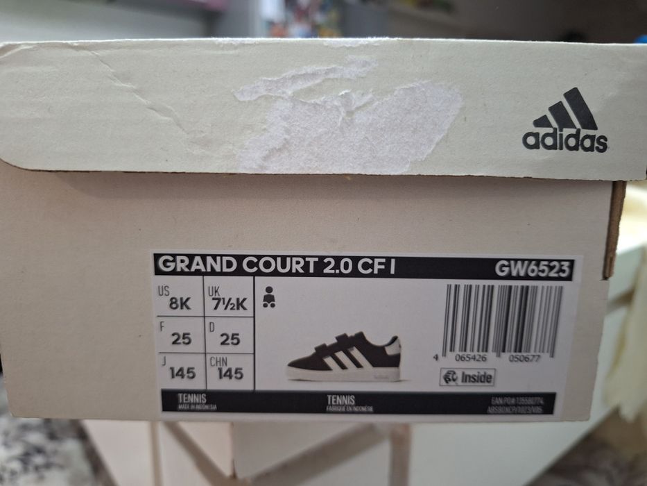 Продавам Детски маратонки