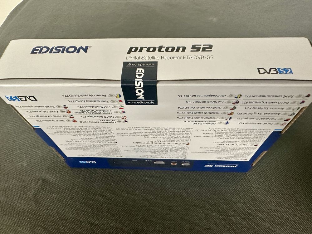 Сателитен приемник Edision proton s2