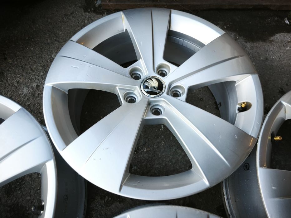 17" оригинални алуминиеви джанти за Skoda Octavia...