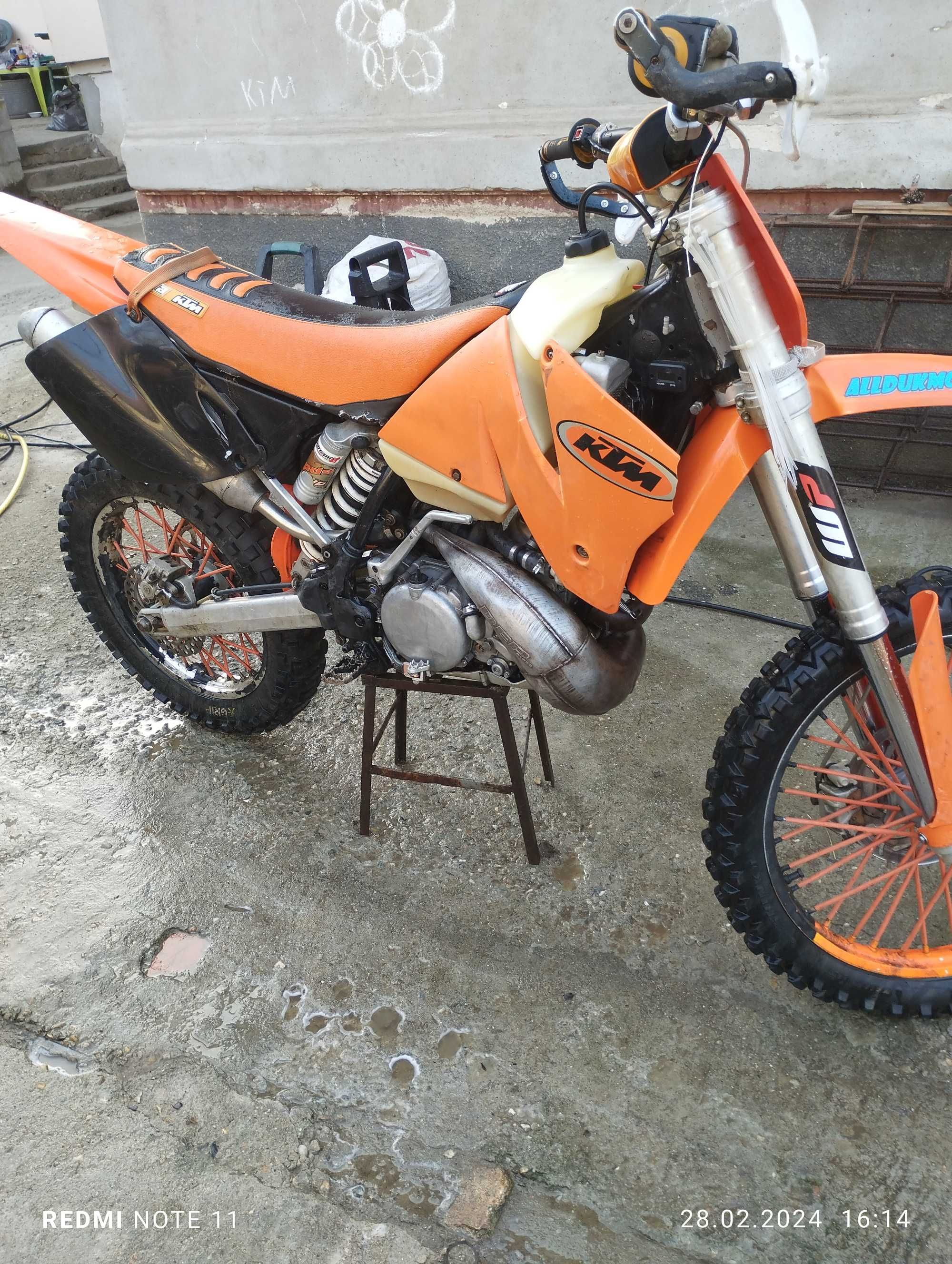 Ktm 250 2 timpi an 2004