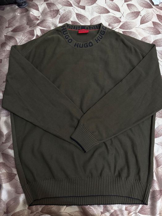 Мъжки пуловер HUGO в L/XL размер